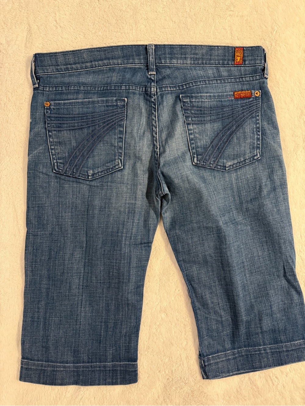 Y2K 7 For All Mankind Dojo Denim crops in Medium Blue size 30 light weight denim - Picture 2 of 8